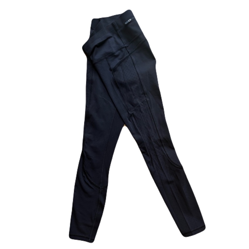 Lululemon Legging with back zipper and side pocket